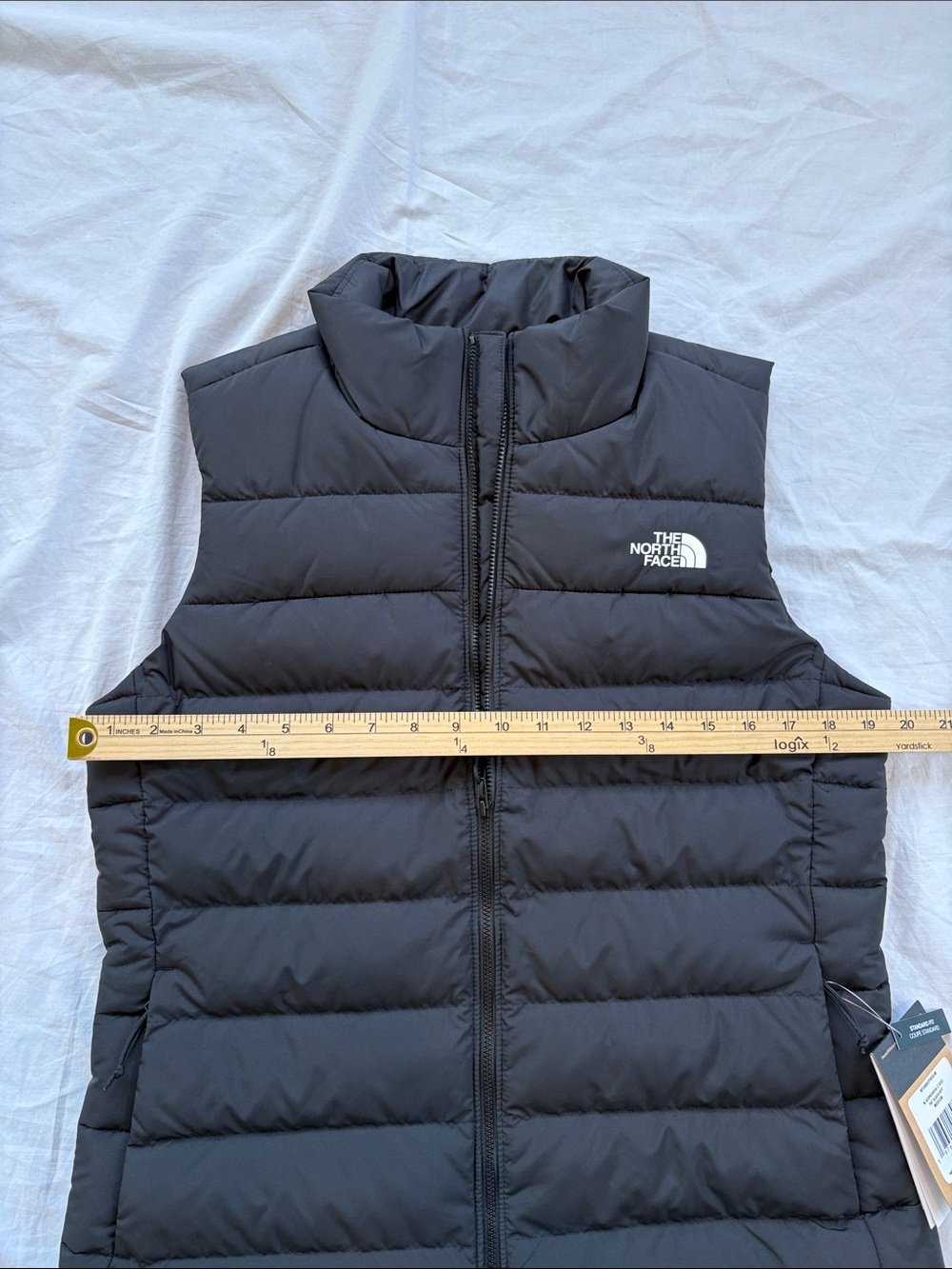 NWT - North Face Aconcagua 3 Vest Women’s Medium Black Quilted Packable Down - Picture 9 of 12
